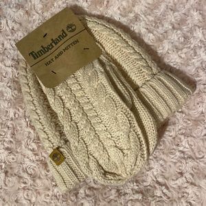 Timberland blush Hat and Mitten set